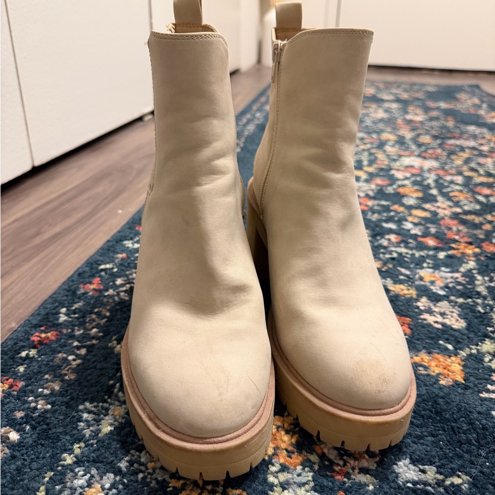 Steve Madden Cream Ankle Boots